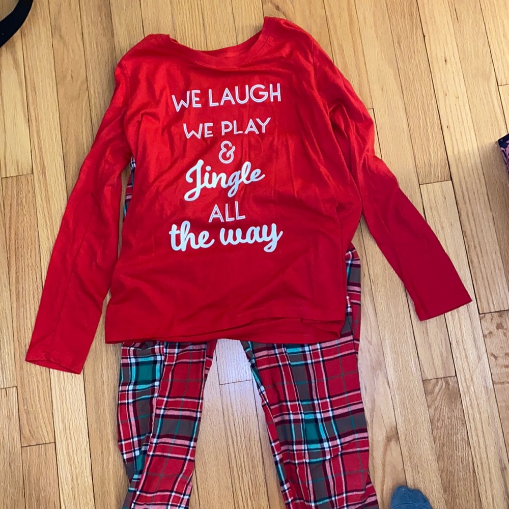 KOHLS Christmas Pajama SET